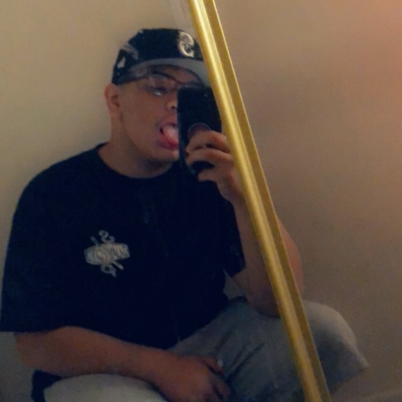 Meet your Posher, Adam - Picture 1 of 1